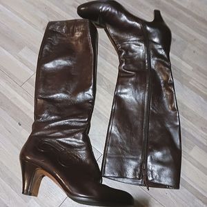 Vintage Salvatore Ferragamo Carla Tall Riding Boots Heels Brown Leather size 8